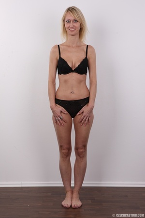 Skinny blonde displays her MILF body in  - Picture 7