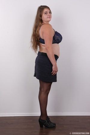 Fat chick wearing black shirt, skirt, st - Picture 5