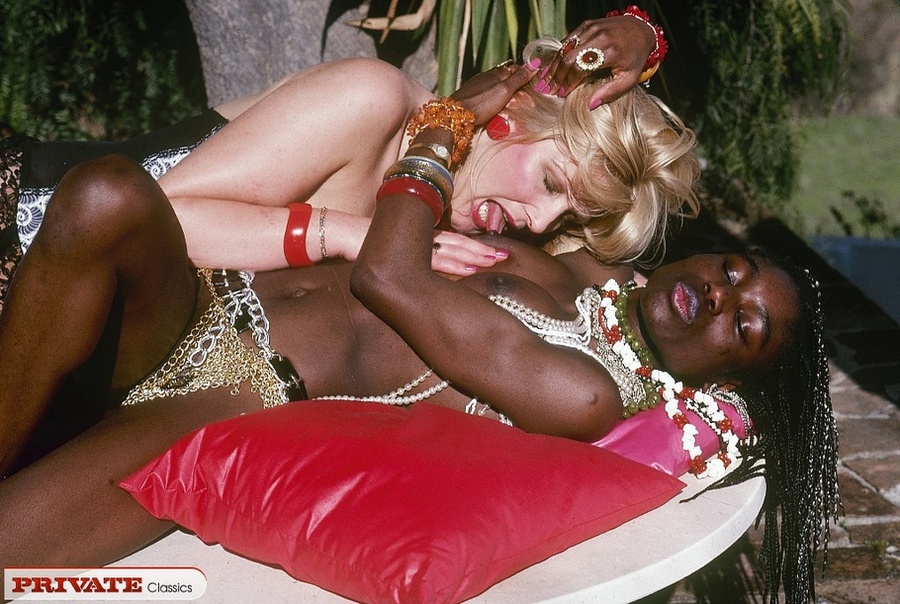 Stunning black babe wearing a variety of ne - XXX Dessert - Picture 8