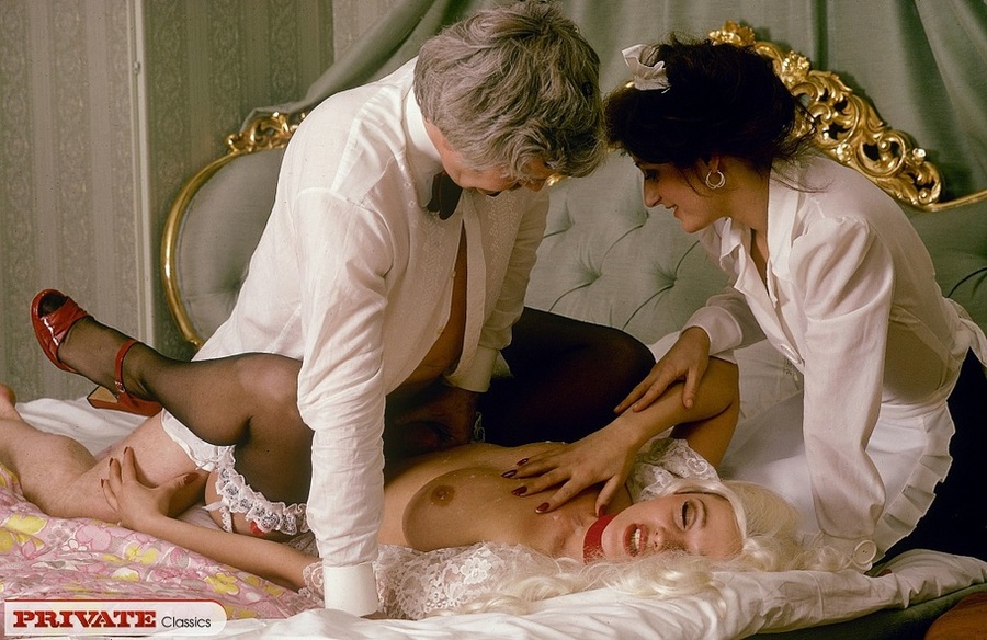 Vintage hotties in alluring outfits drillin - XXX Dessert - Picture 2