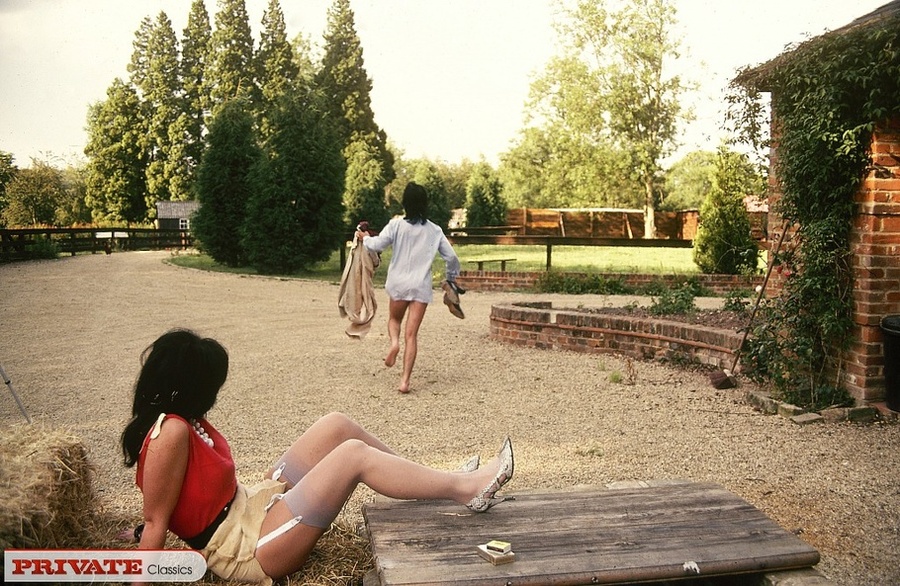 Gorgeous chick wearing red blouse, yellow s - XXX Dessert - Picture 8