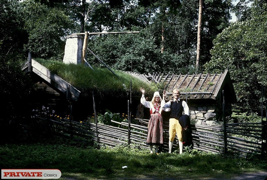 Pretty maiden wearing white hat and multi-c - XXX Dessert - Picture 1