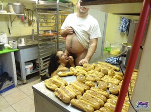 Lovely naked broad blows the baker’s boner at the bakery. - Picture 3