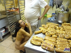 Lovely naked broad blows the baker’s boner at the bakery. - Picture 4