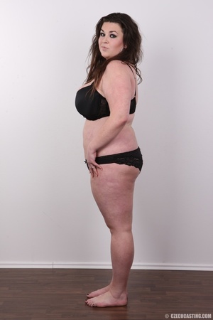 Adorable chunky harlot in black undoes e - Picture 8