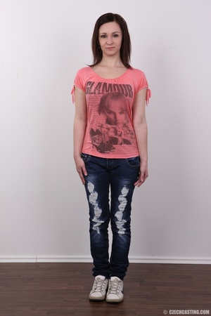 Tasty maiden in a pink shirt and jeans e - Picture 2