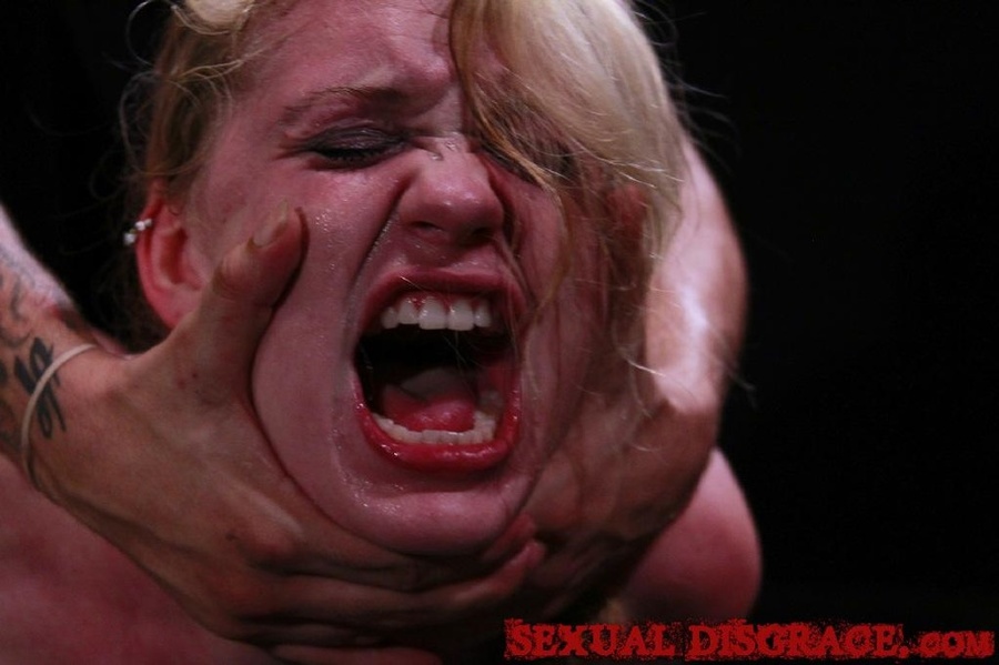 Skinny blonde must eat some cum after hard  - XXX Dessert - Picture 15