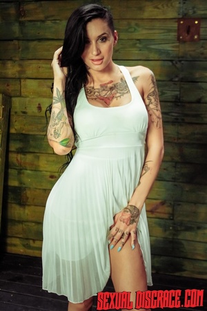 Gorgeous girl with many colorful tattoos - XXX Dessert - Picture 4