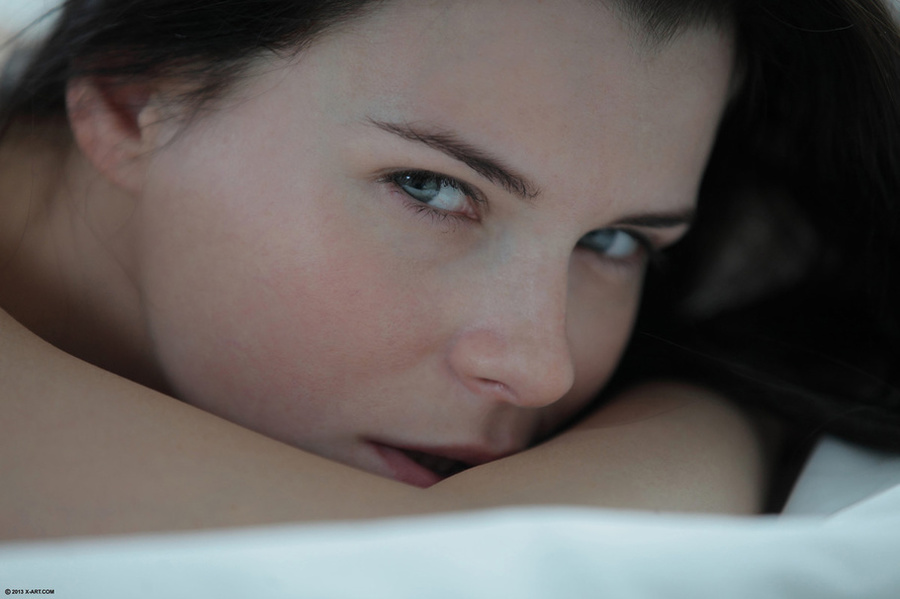 Pretty hottie displays her skinny body with - XXX Dessert - Picture 17