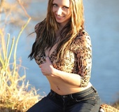 Stunning babe wearing hanging leopard shirt pose her banging body by the