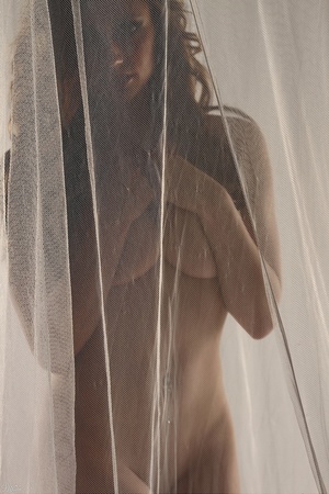 Naked babe pose behind the curtain and s - XXX Dessert - Picture 3