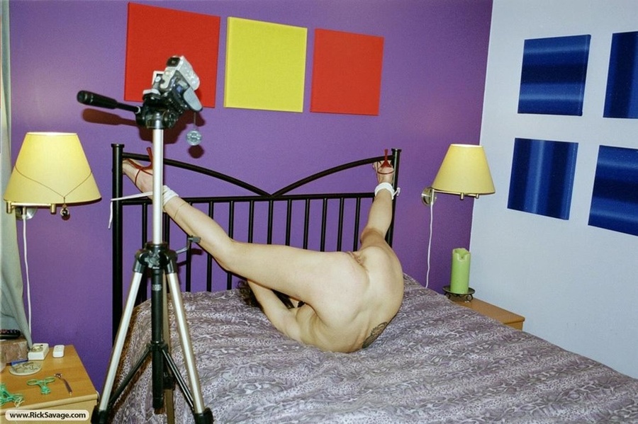 Amateur slut shows her nice body and gets s - XXX Dessert - Picture 14