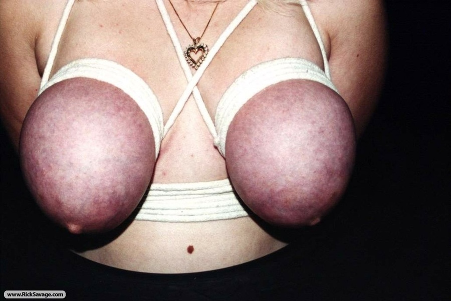 Slutty blonde MILF used by a very kinky old - XXX Dessert - Picture 14