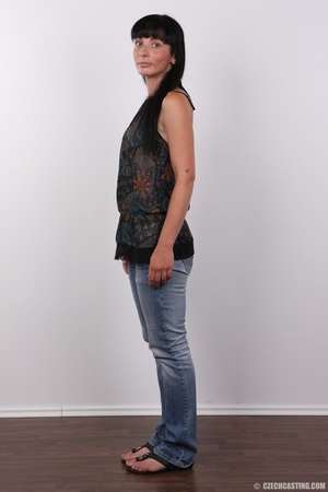 Bimbo with bangs and a cute pussy cares  - XXX Dessert - Picture 3