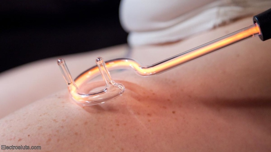 Extreme electric play and fisting enhance t - XXX Dessert - Picture 8
