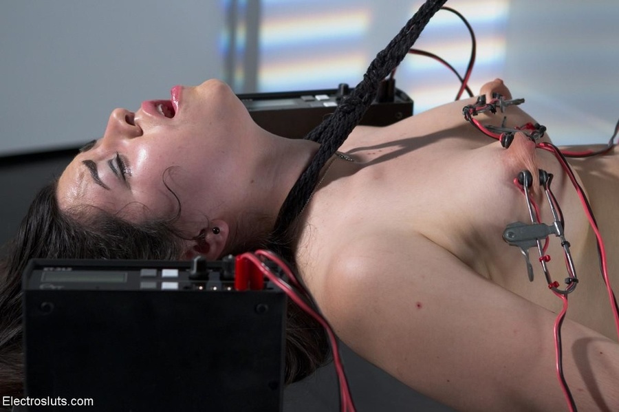 Angel's areolae and nipples are stretched a - XXX Dessert - Picture 11