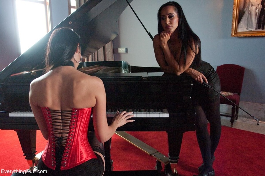 Sophisticated sluts in black stockings are  - XXX Dessert - Picture 6