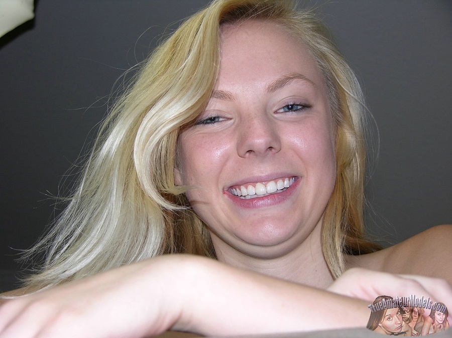 Teen hottie with banging body takes off her blue shirt and pink bra and reveals her sweet boobs before she pulls down her jeans shorts and red panty and expose her juicy pussy in different positions on a gray couch and gray and white bed. - XXXonXXX - Pic 8