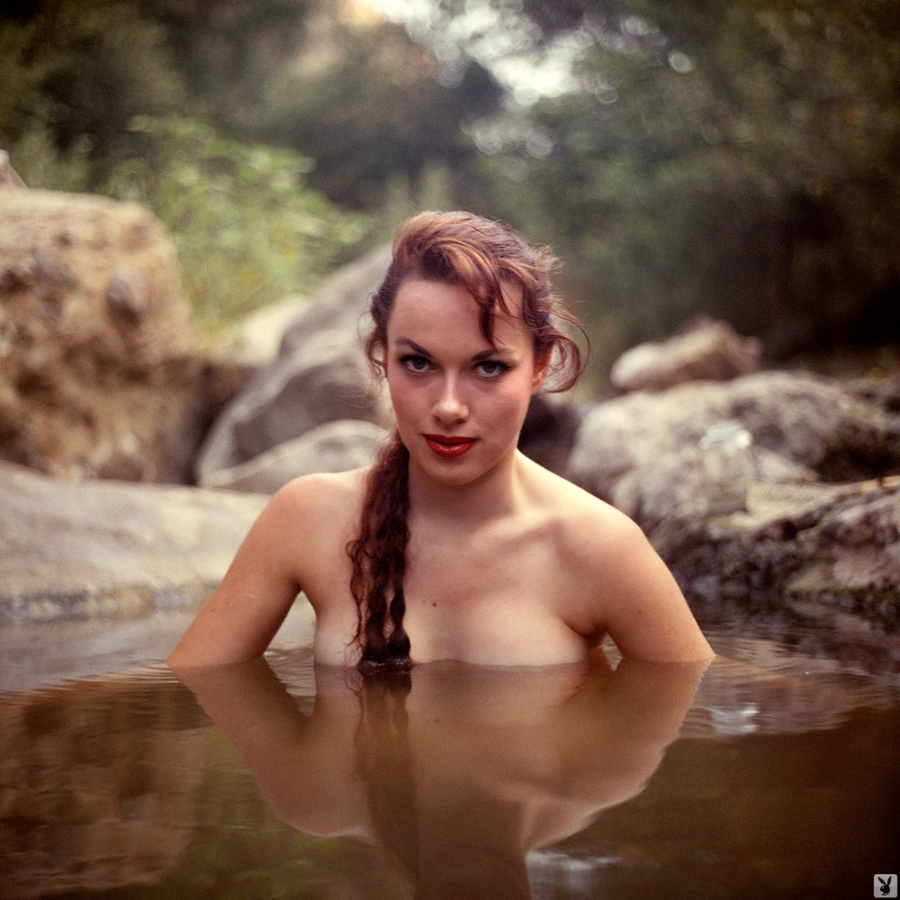 Brunette lady is ready to show her marvelou - XXX Dessert - Picture 10