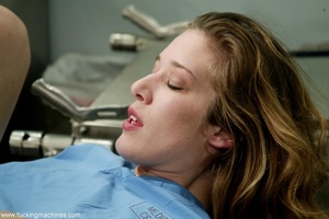Medical examination of teen turned into something crazy - Picture 9