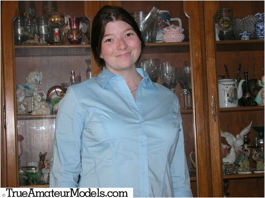 Pretty chick takes off her blue blouse and expose her chubby body with round tits and hairy pussy as she pose naked indoor and outdoor. - XXXonXXX - Pic 1