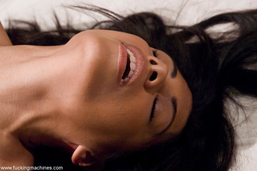 Hot Latina babe is ready to satisfy her tri - XXX Dessert - Picture 3