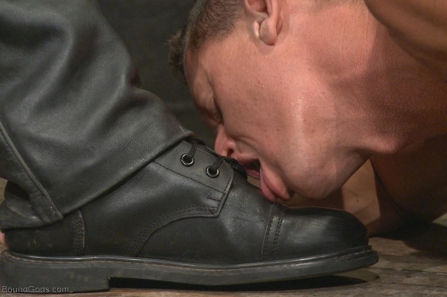 Poor slave gets spanked while licking his m - XXX Dessert - Picture 3