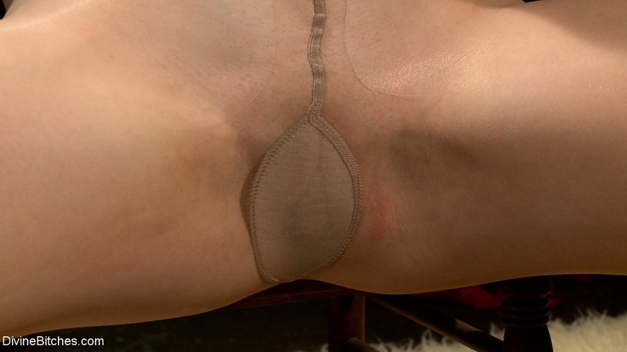 Blonde in nude pantyhose wants you to take  - XXX Dessert - Picture 18