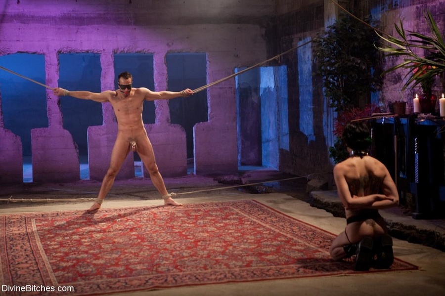 Perky whore gets the best of a man by pinch - XXX Dessert - Picture 3