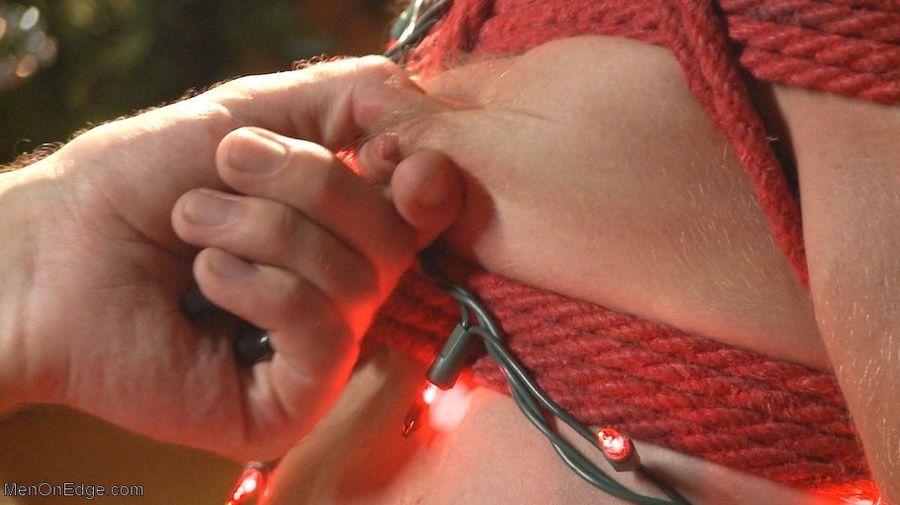 Handsome Santa gets used by two handsome du - XXX Dessert - Picture 4