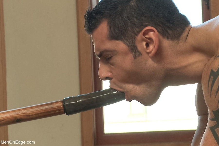 Muscular hunk gets really high getting his  - XXX Dessert - Picture 12