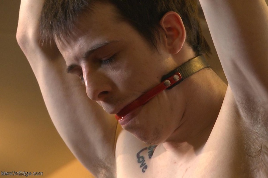 Blindfolded and gagged stud gets his shitty - XXX Dessert - Picture 8