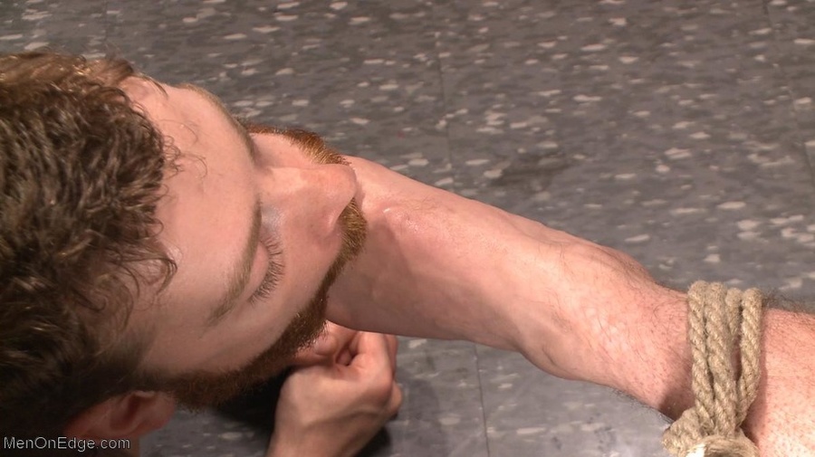 Bearded lad with buttplug and bondage gets  - XXX Dessert - Picture 11