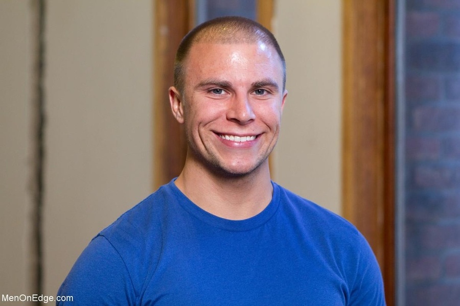 Bald dude gets sucked off and drilled by fr - XXX Dessert - Picture 16