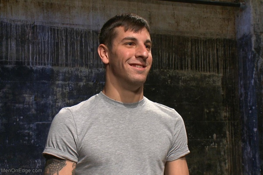 Well hung man gets tied up and used up in t - XXX Dessert - Picture 1