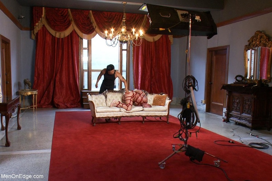 Blindfolded tied up dude gets his butt dril - XXX Dessert - Picture 10