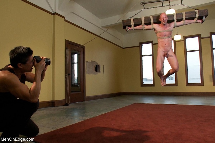 Blindfolded tied up dude gets his butt dril - XXX Dessert - Picture 13