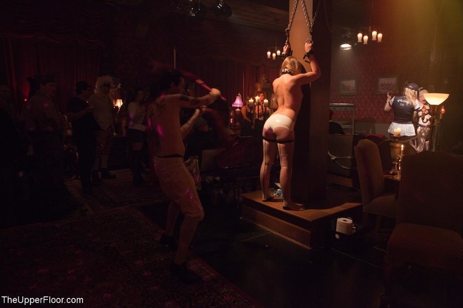 The glow of candles fills the room when wen - XXX Dessert - Picture 11