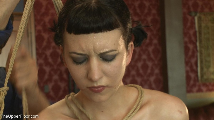 Ace pussy eating and expert rope tying init - XXX Dessert - Picture 17