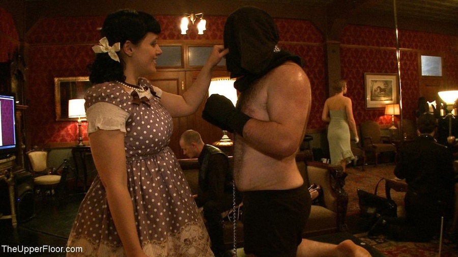 Topless slaves are not treated kindly at a  - XXX Dessert - Picture 14