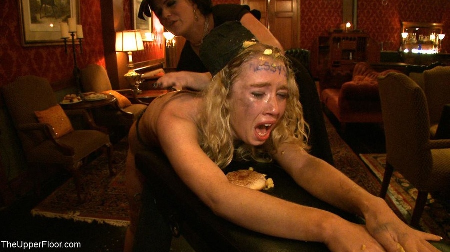 Adorable, young blonde is beckoned to be a  - XXX Dessert - Picture 18