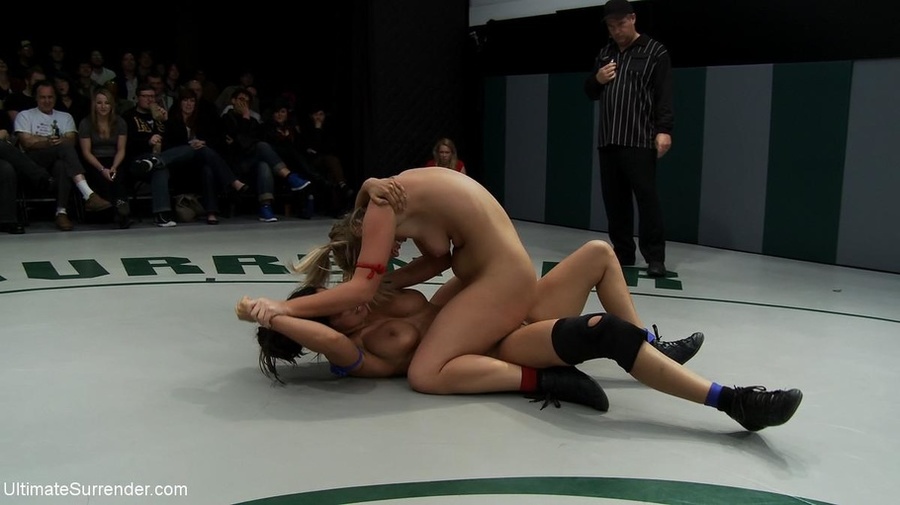 Two brunettes vs two busty blonde sluts in the ring - XXXonXXX - Pic 13