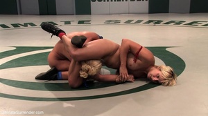 Blonde wrestling whores having a nasty session together - Picture 12