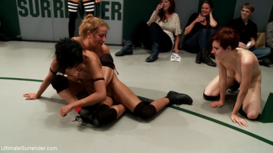 Raunchy babes are ready for fighting and pussy licking - XXXonXXX - Pic 13