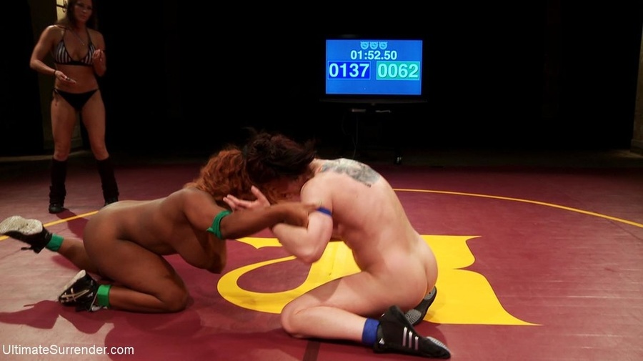 Busty ebony gal gets nasty with her white o - XXX Dessert - Picture 12