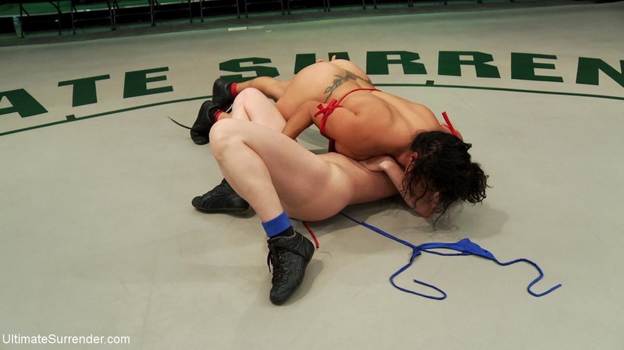 Blonde inked honey rides her brunette partn - XXX Dessert - Picture 5