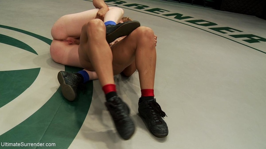 Blonde inked honey rides her brunette partn - XXX Dessert - Picture 10