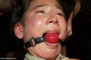 Asian cries out in pain while she is exp - Picture 12