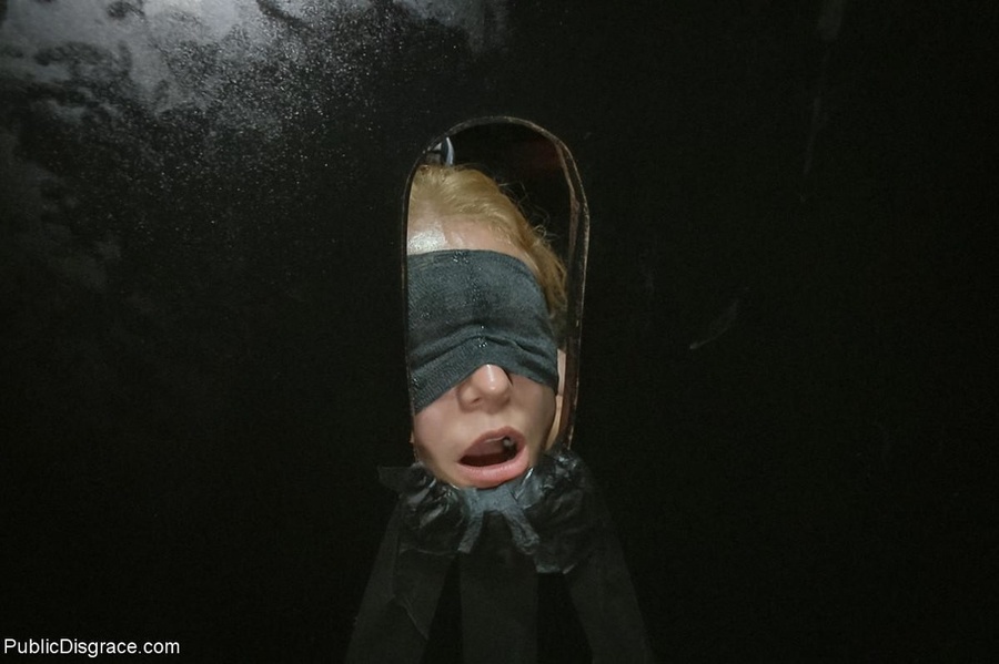 Blindfolded blonde gets a cum facial after  - XXX Dessert - Picture 18