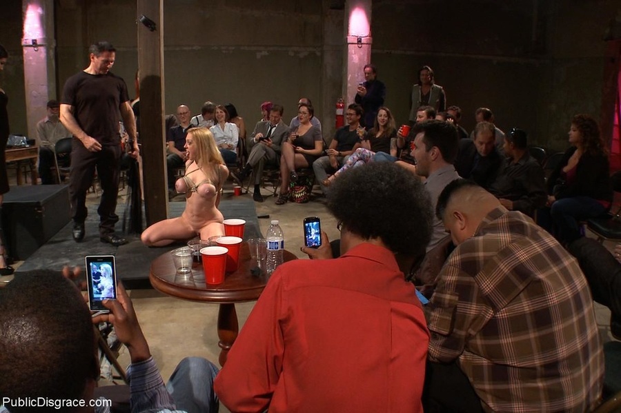 Blonde’s tits turn colors from how tight th - XXX Dessert - Picture 10